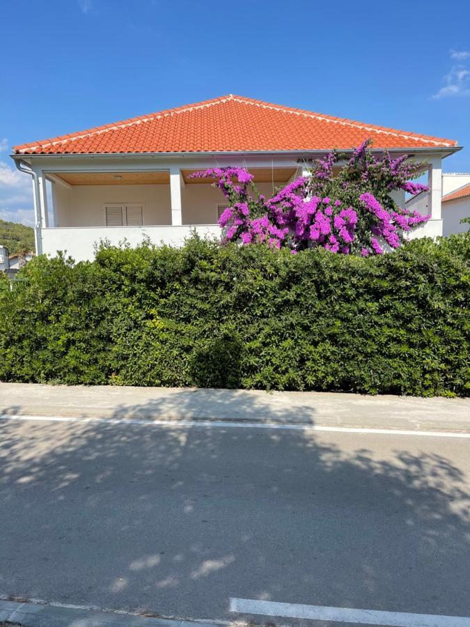 Apartmani Frane Tribalj المظهر الخارجي الصورة